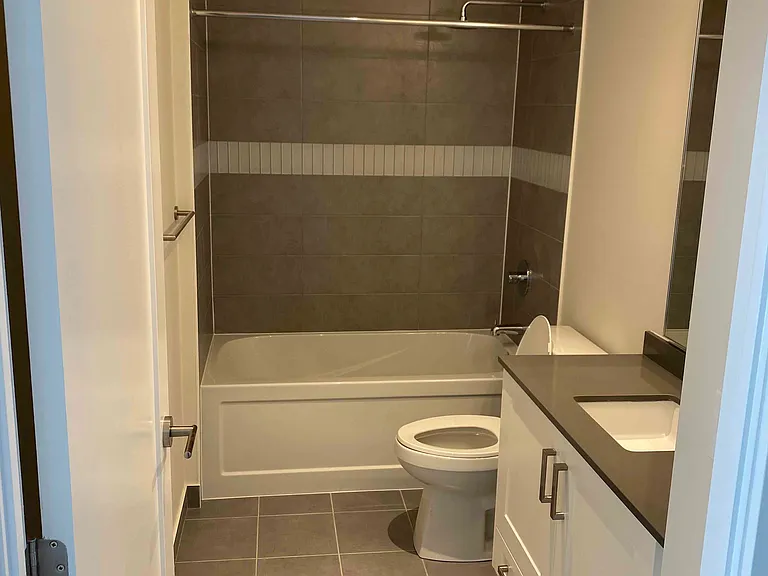 99 John St #1303 — Photo 4