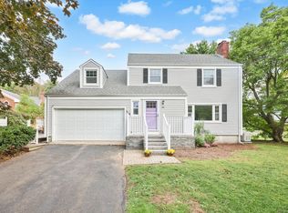 182 Batterson Park Rd, Farmington, CT 06032