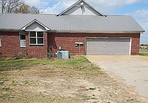 3rd image of 529 County Road 215