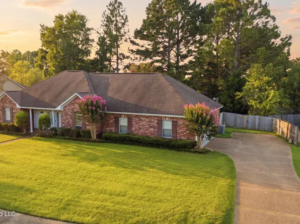 308 Windy Ridge Dr, Brandon, MS 39042