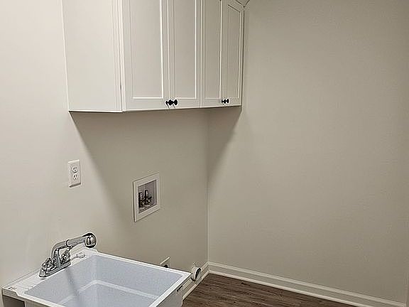 3rd image of 604 Pointe Dr #267