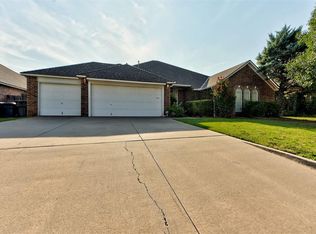 11620 Blue Sky Dr, Oklahoma City, OK 73162