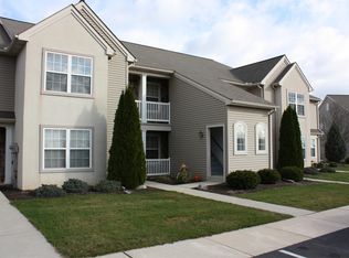 2119 Shady Oak Dr, Mount Joy, PA 17552