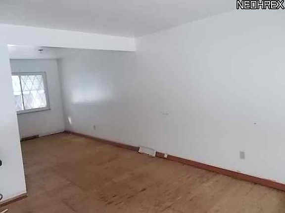 3rd image of 5850 Marra Dr