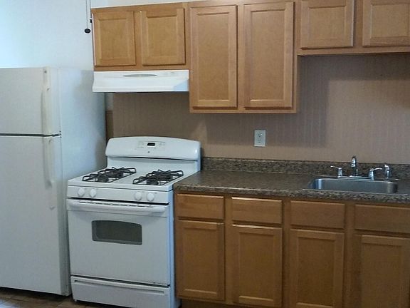 3rd image of 4115 Oregon Ave #B
