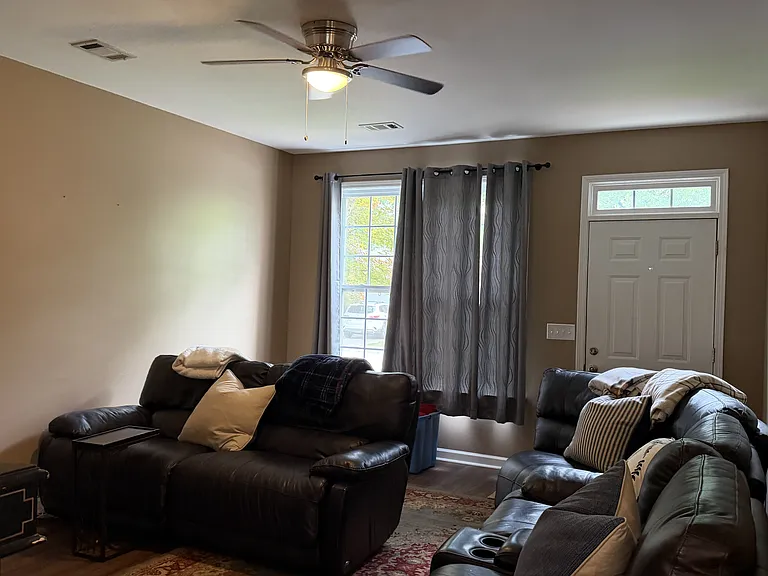 374 Grayson Way #1 — Photo 4