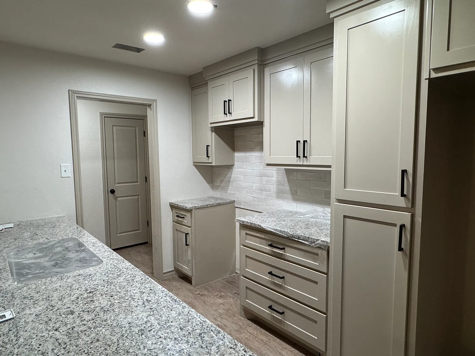 4 bed, 1626 sqft, $1,700 — Photo 2