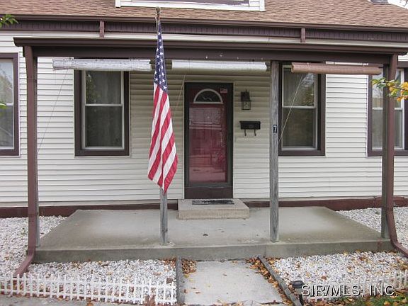 2nd image of 7 S Richland St