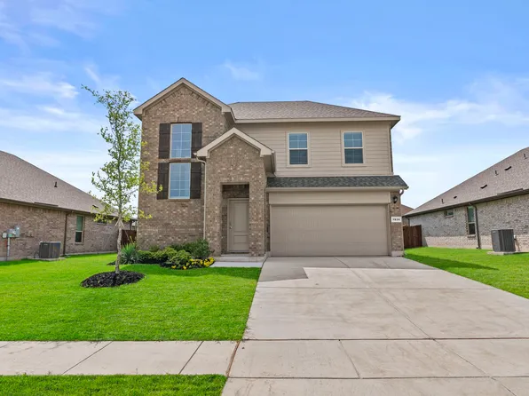 1936 Preakness Dr, Granbury, TX 76049