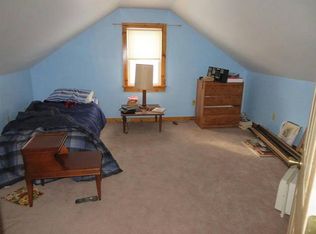 7 Freeman Dr, Greenfield, MA 01301