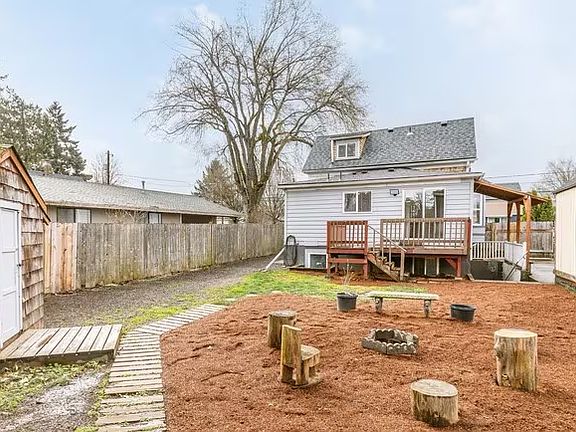 4th image of 1144 SE 85th Ave