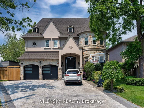 144 Birch Ave #1, Richmond Hill, ON L4C 6C7