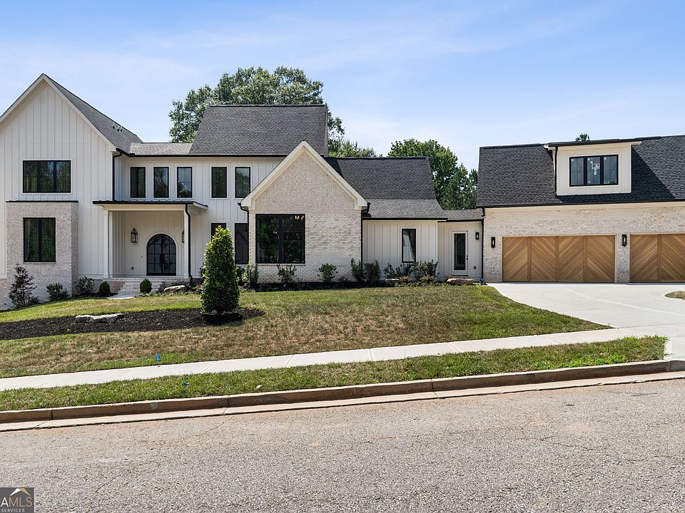 1st image of 110 Nova Ln