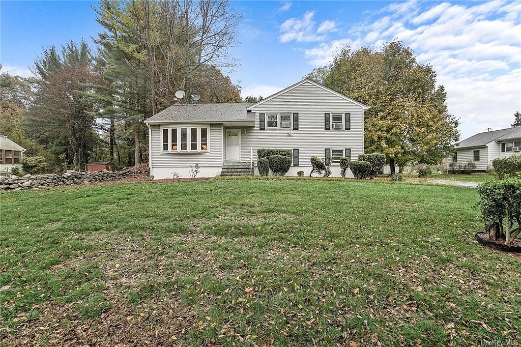 2462 Crompond Rd, Yorktown Heights, NY 10598 Zillow