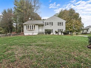 2462 Crompond Rd, Yorktown Heights, NY 10598