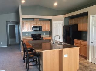 5204 Truman Ln, Pasco, WA