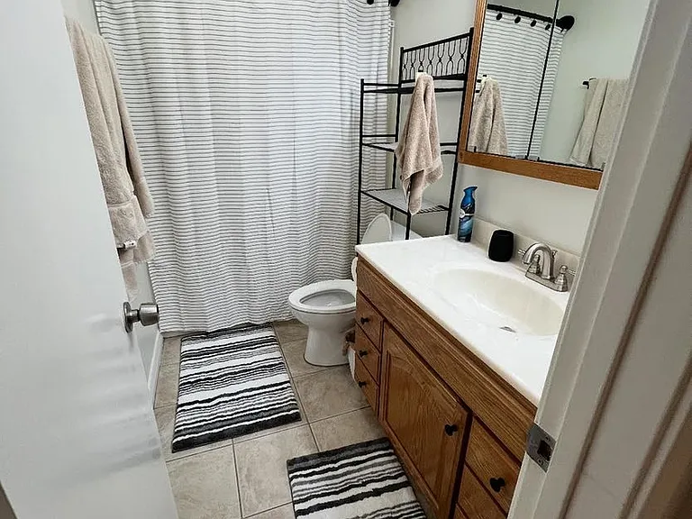 2530 Clairemont Dr #301 — Photo 7