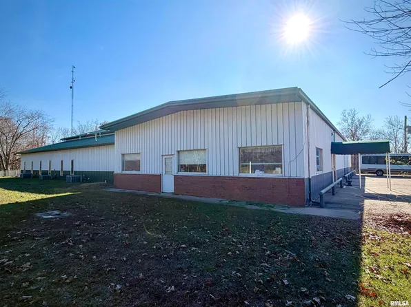 907 State Highway 14, Carmi, IL 62821