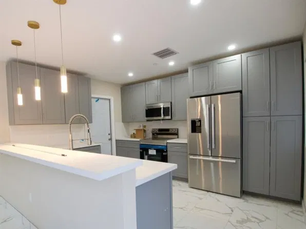5982 NW 94th Ave, Fort Lauderdale, FL 33321