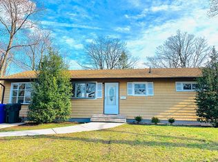 104 Lakeland Dr, Brick, NJ 08723