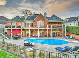 107 S Governors Cv, Hendersonville, TN 37075
