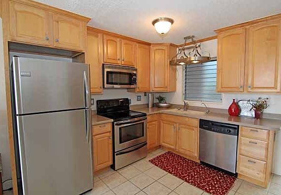 3rd image of 75-5766 Kuakini Hwy APT 305