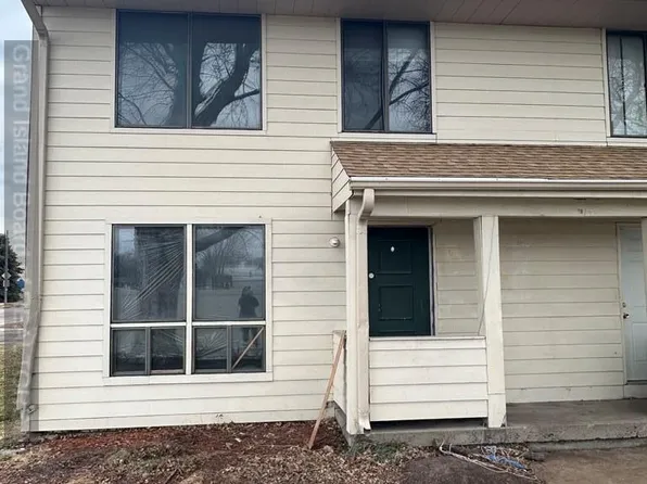210 Piper St N APT 1, Grand Island, NE 68803