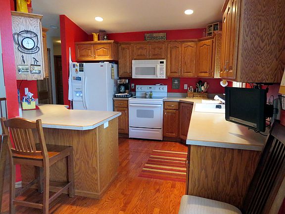4th image of 2828 Wheatland Dr S