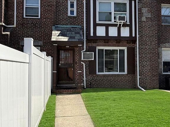 3rd image of 141-66 73rd Terrace