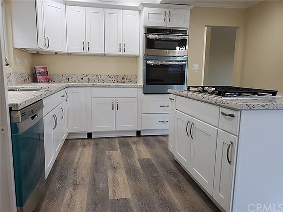 3rd image of 1006 E Rosewood Ave