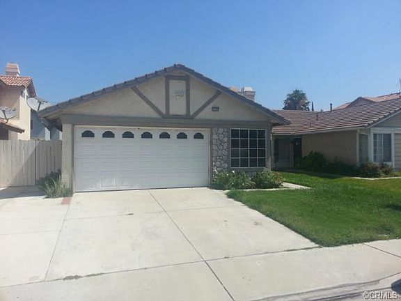 2nd image of 15548 Agate Ct