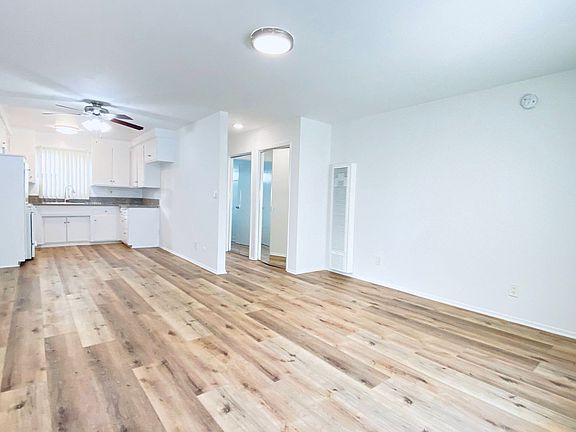 3rd image of 5555 Klump Ave #102-05