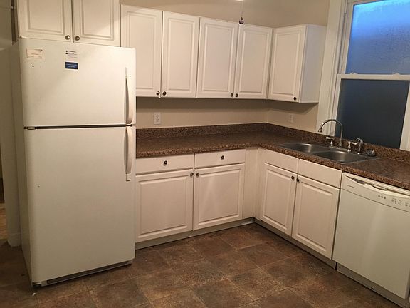 4th image of 4413 Cleveland Ave