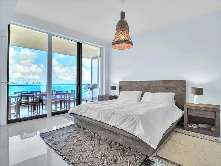 18975 Collins Ave #4303 — Photo 7
