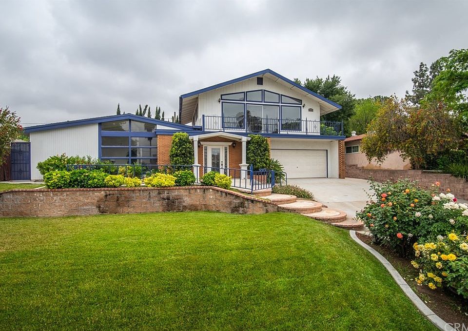 1st image of 24741 Daisy Ave