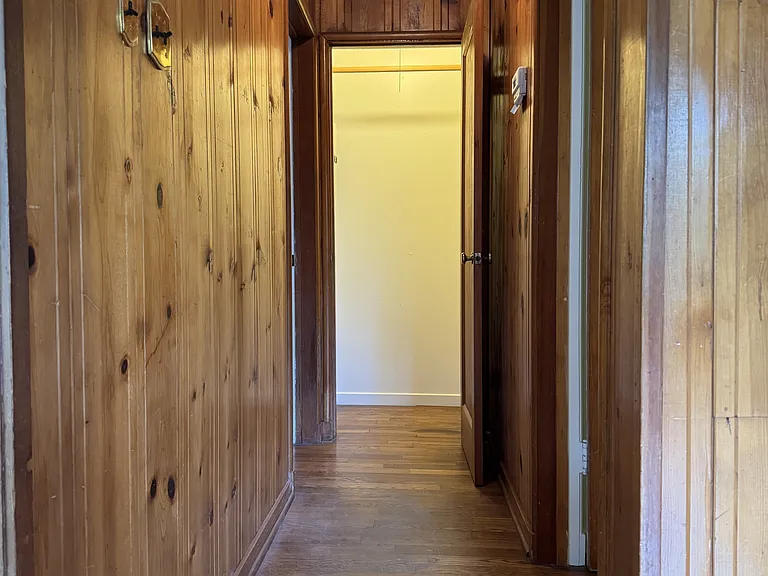 221 The Alameda — Photo 20