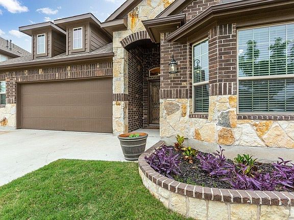 3rd image of 3124 Honey Peach Way #1