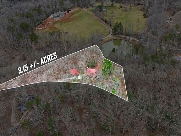 4th image of 61 Bear Ridge Rd