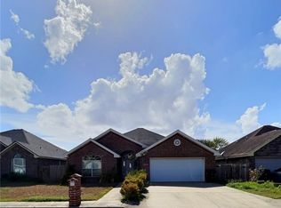 2203 Las Palmas Dr, Kingsville, TX 78363