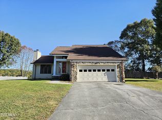 265 Beaumont Ln, Bluff City, TN 37618
