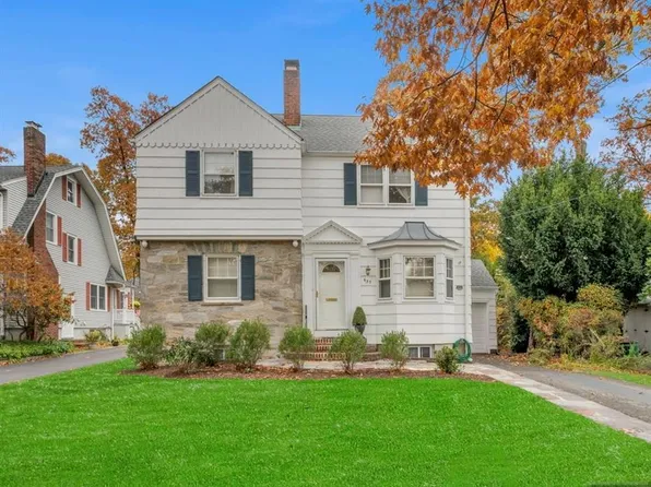 457 Rock Rd, Glen Rock, NJ 07452