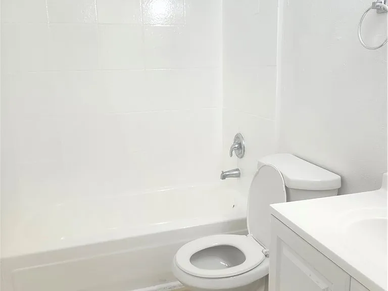 1664 Stevens St #1 — Photo 1