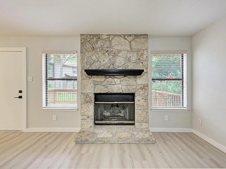 13206 Kepler Cv — Photo 18