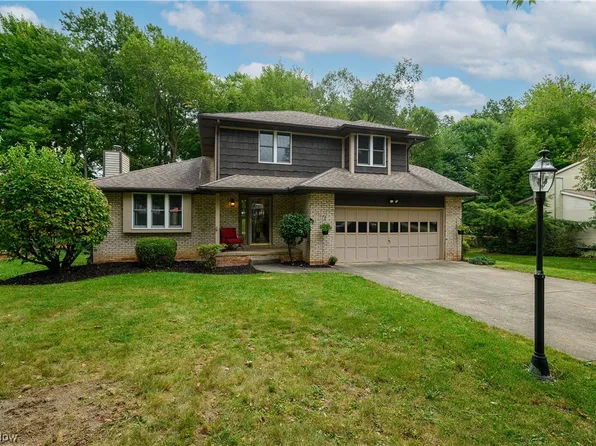 6410 Palmer Dr NW, Canton, OH 44718