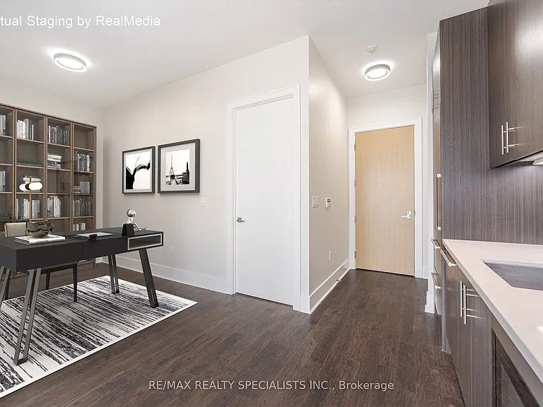 29 Queens Quay E #1118 — Photo 7