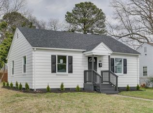 330 Hickory Ave, Newport News, VA 23607
