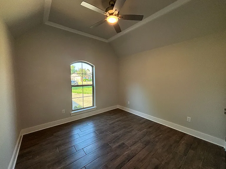 520 Half Moon Ct — Photo 15