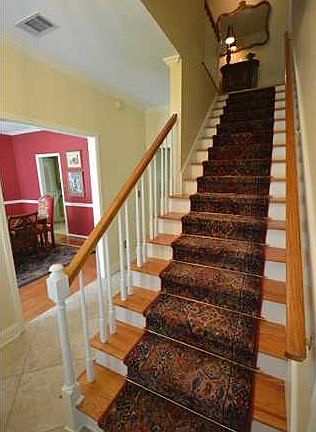 3rd image of 5208 Leeward Ave