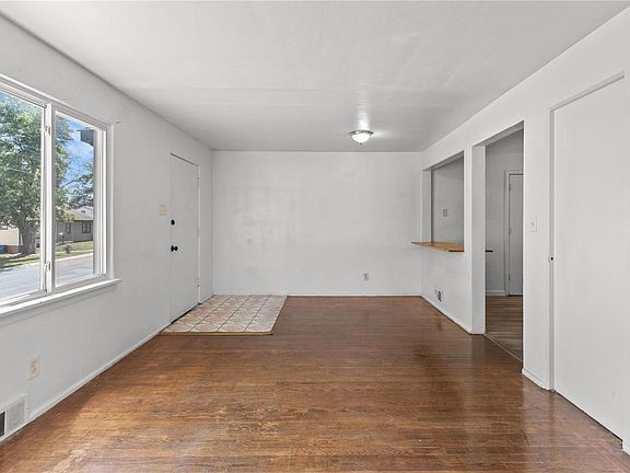 4th image of 6119 Jackson Ave