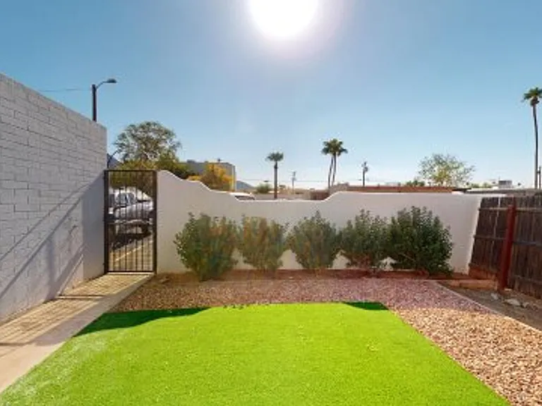 1714 E Ocotillo Rd — Photo 28